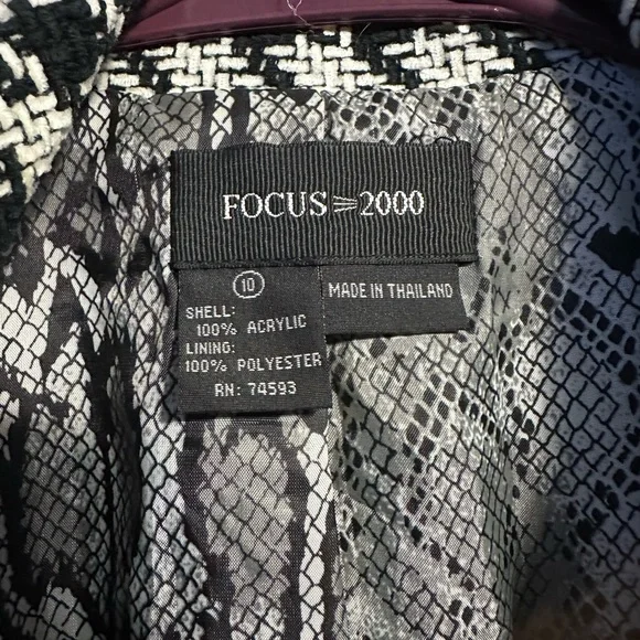 Jacket - Picture 6 of 9